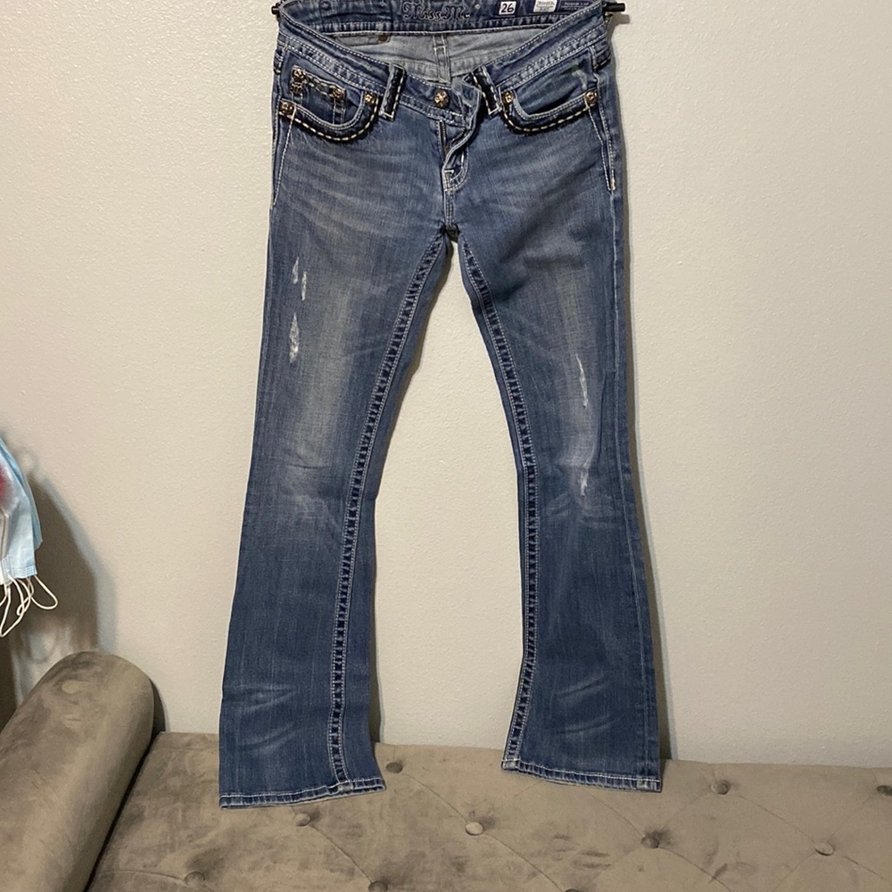 Miss Me, boot cut blue jeans, size 26